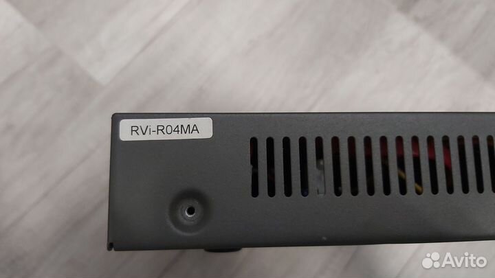 Аналоговый видеорегистратор RVI