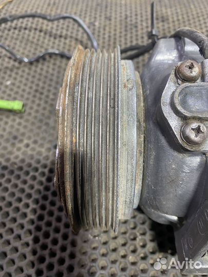 Компрессор кондиционера Audi 80 B4 ABC 2.6 Ауди