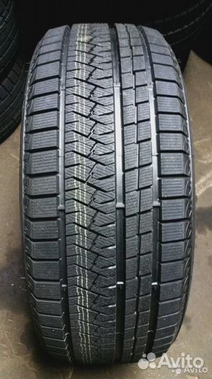 Triangle PL02 225/55 R19 94ZR