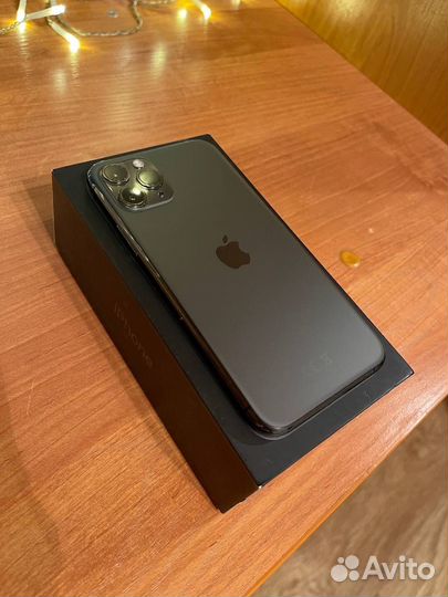 iPhone 11 Pro, 64 ГБ