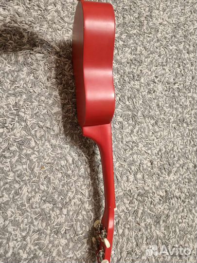 Укулеле с чехлом