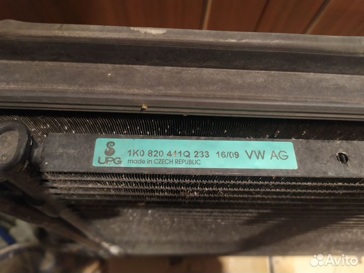 Радиатор кондиционера vw jetta5