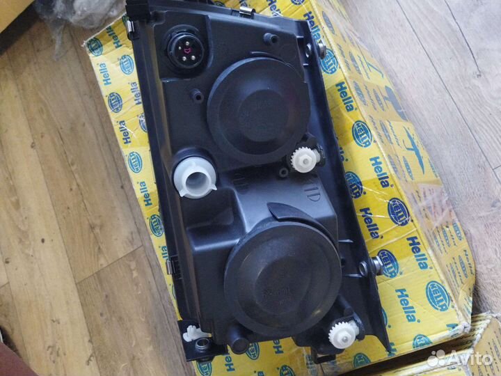 Фары passat b5 Hella
