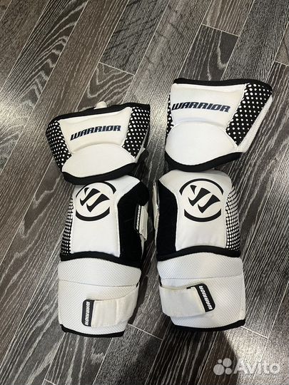 Хоккейный инвентарь