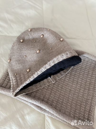 Женская шапка