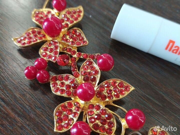 Украшения для волос, заколки, браслеты