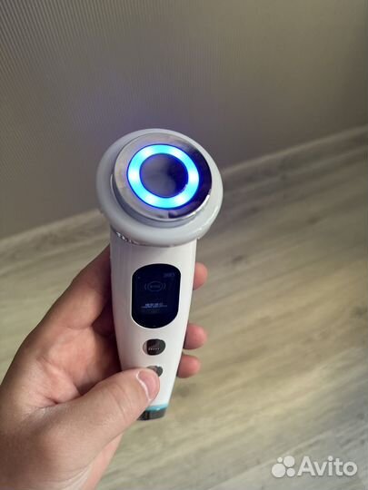 Массажер для лица