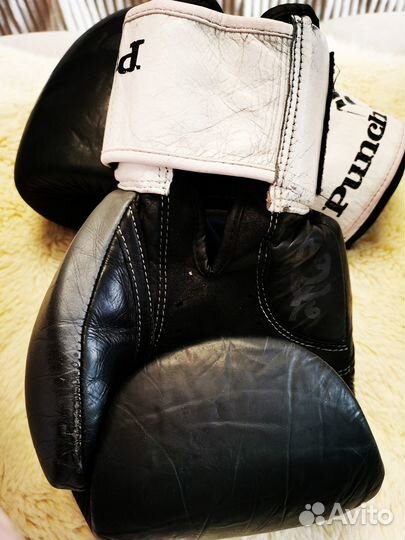 Боксерские перчатки 16oz