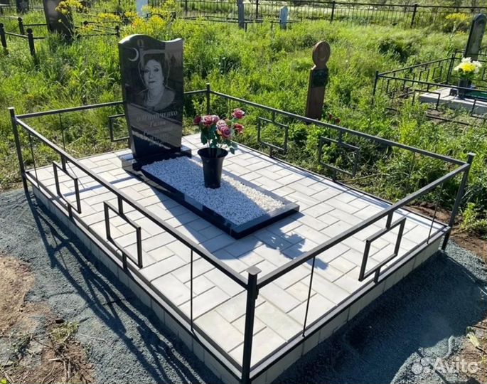 Памятники от производителя