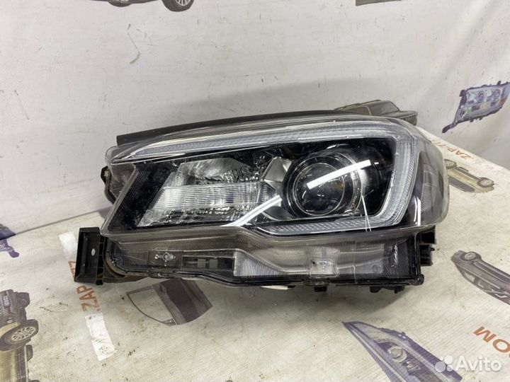 Фара передняя левая Subaru Forester 5