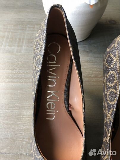 Calvin Klein новые туфли оригинал