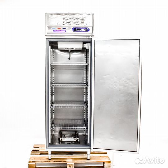 Холодильный шкаф Master Chef ARG-701