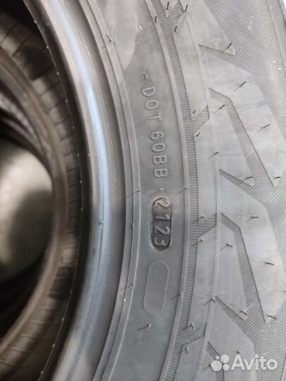 Nokian Tyres Nordman 7 SUV 215/65 R16