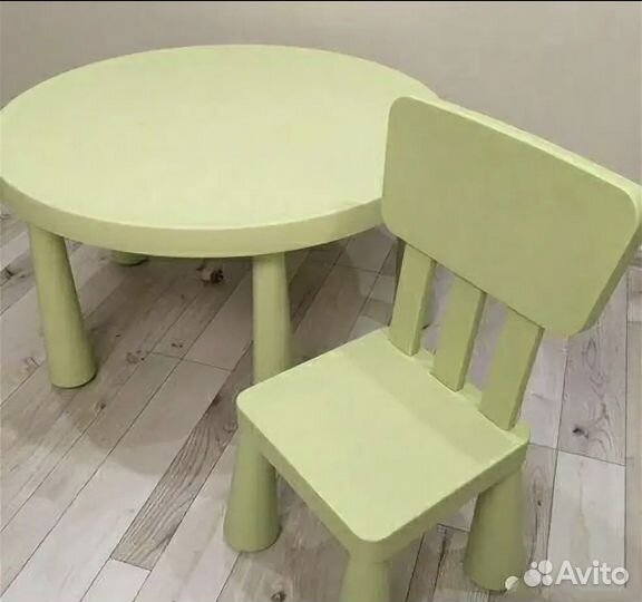 Детский стол и стул IKEA