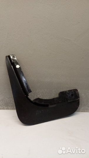 Брызговик задний левый Ssang Yong Actyon New