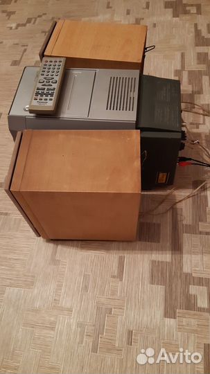 Колонки. Музыкальный центр 