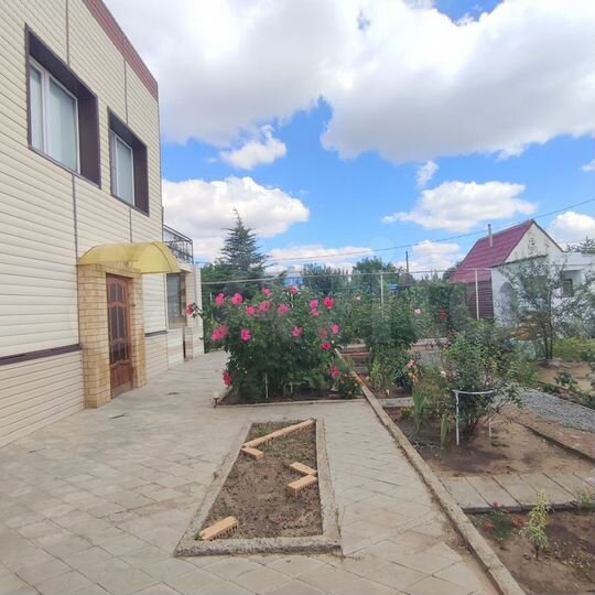 Коттедж 171,3 м² на участке 10,7 сот.