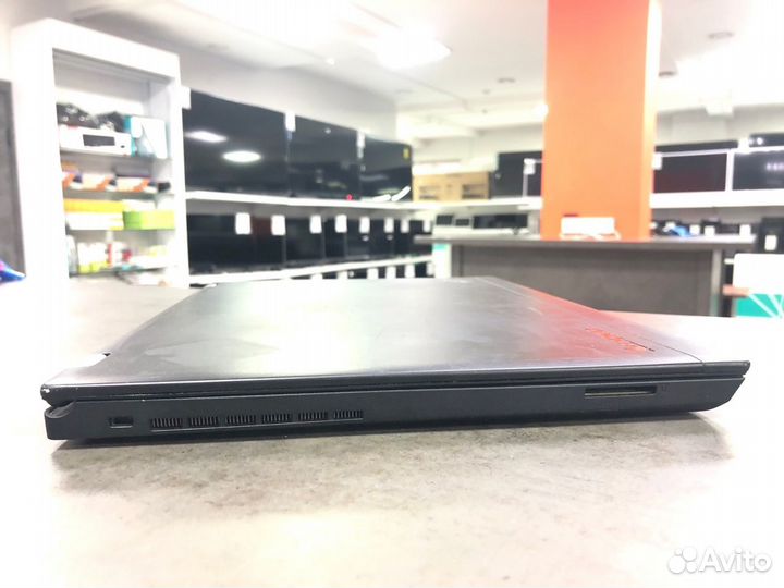 Lenovo ThinkPad/i3 3217/8GB/Intel HD/128GB SSD