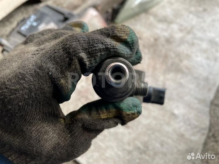 Топливная рампа MAN TGA 2004 51103116037