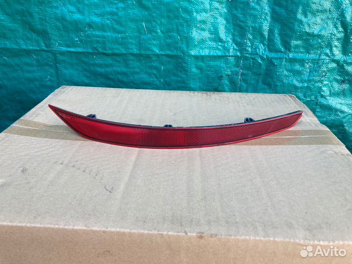 Отражатель в бампер задний правый Skoda Rapid 2