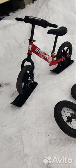 Беговел strider с лыжами