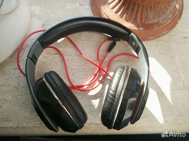 Беспроводные наушники