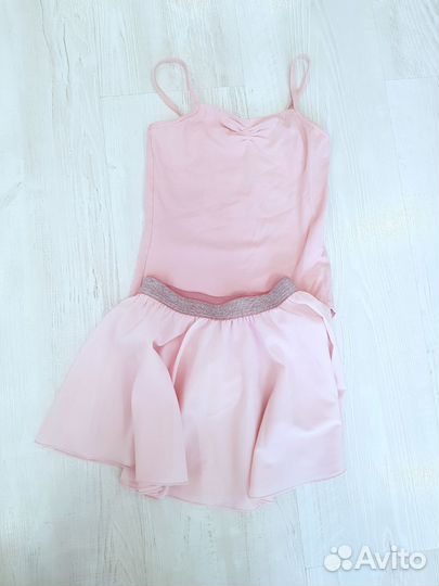 Купальник гимнастический с юбкой 32 р