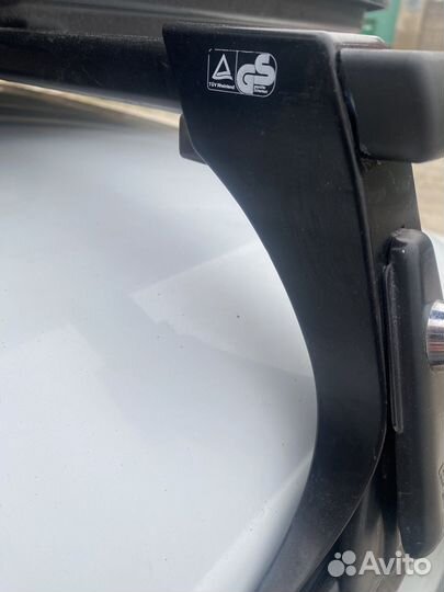 Багажник на крышу thule