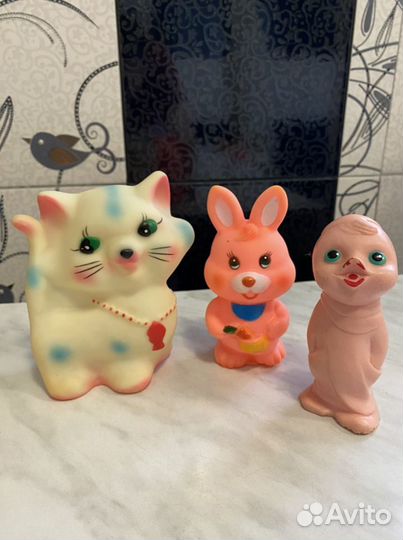 Резиновая игрушка СССР заяц рыба дед пингвин кошка