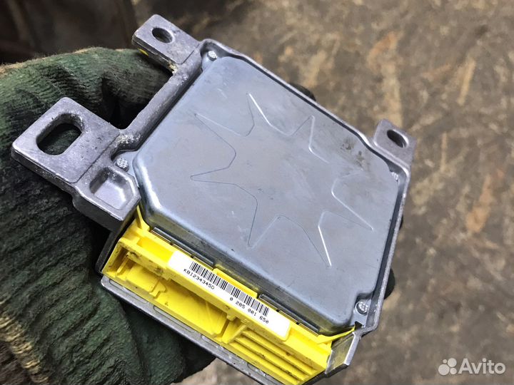 Блок управления airbag рено логан