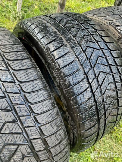 Pirelli Winter Sottozero 3 275/35 R19 100V