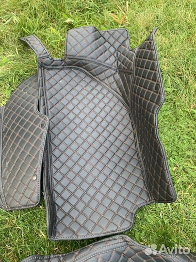 Автомобильные коврики infiniti