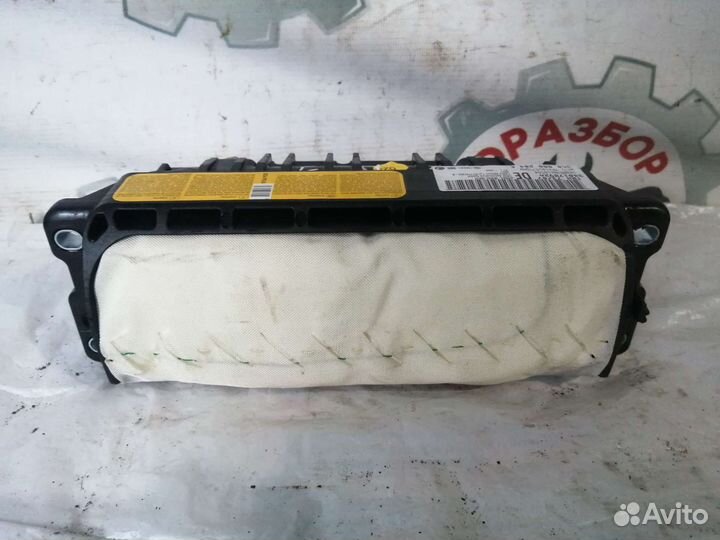 Подушка безопасности пассажира VW Passat B6