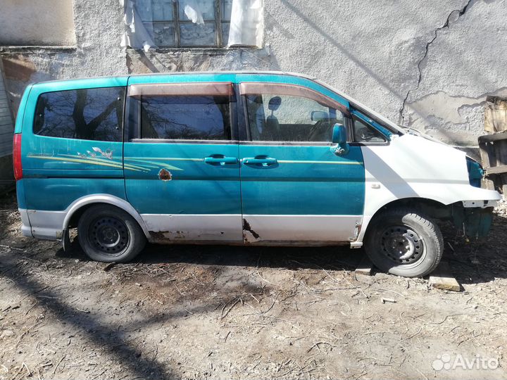 Nissan Serena C24 разбор