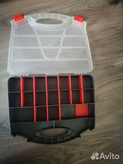 Контейнер для кручков, блесер, воблеров,грузьев