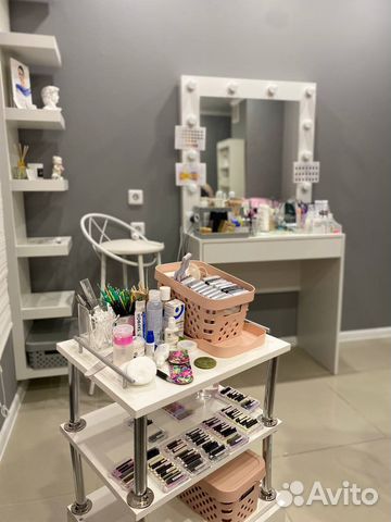 Рабочее место в аренду бровист/визажист/причёски