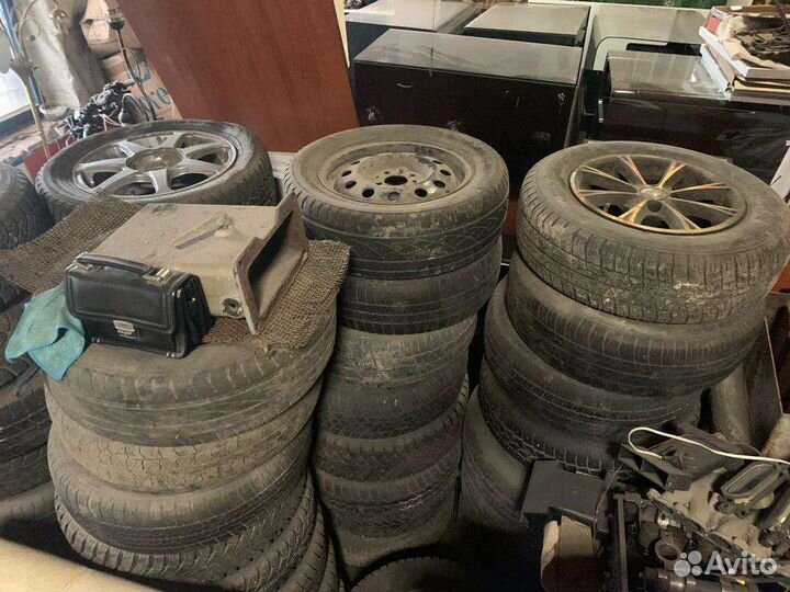 Advanta ST 165/75 R15