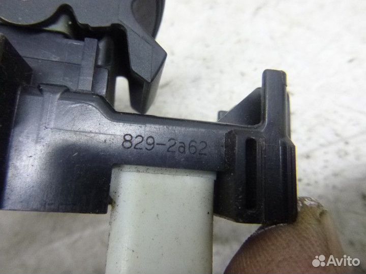 Кнопка стеклоподъемника toyota camry V40 2006