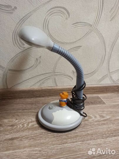 Лампа настольная