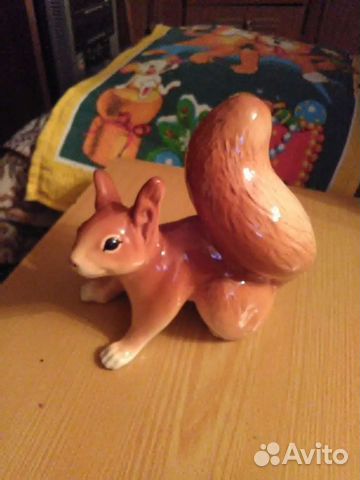 Белочка фарфоровая