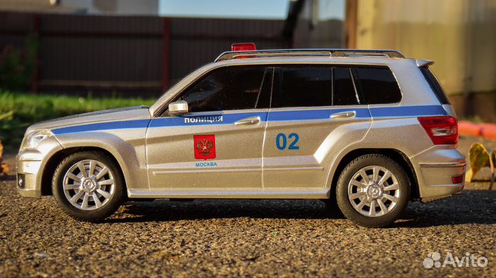 Mercedes Benz GLK 350 Rastar 1/24