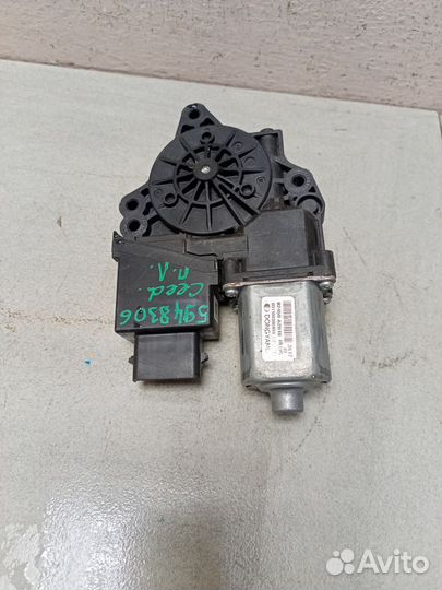 Моторчик переднего левого стеклоподъемника