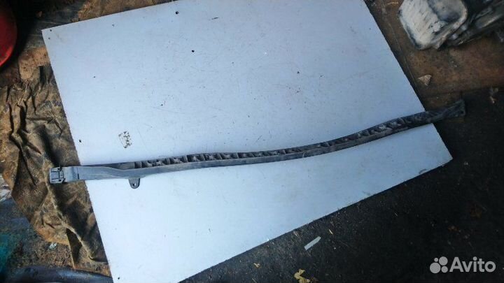 Крепление планка жабо Citroen C4 купе 1.6 2005