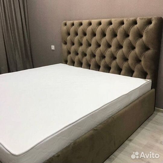 Кровать двухспальная новая с ящиками