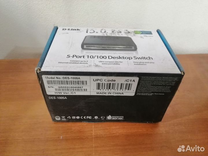 Коммутатор D-Link DES-1005A