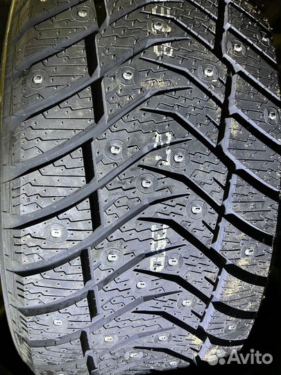 Yokohama IceGuard Stud IG65 245/45 R19 102T