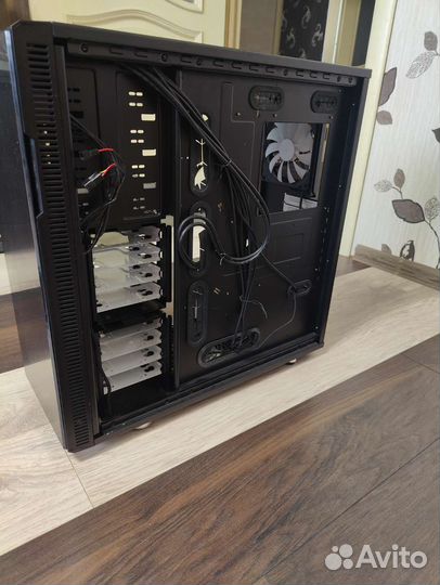 Fractal Design Define XL R2 Titan