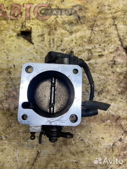 Дросельная заслонка Opel Omega A2 C20NE 1993