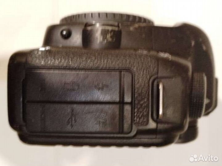 Canon EOS 5d mark ii body + 75 300mm f/4-5.6 III