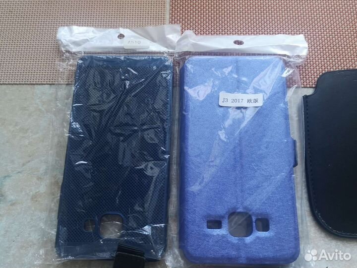 Чехлы на телефон